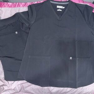 Heather Grey Fabletics Scrub Top and Pants Set